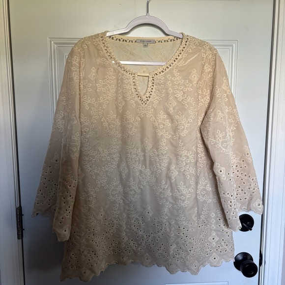 John Mark Velvet Top - Picture 2 of 7